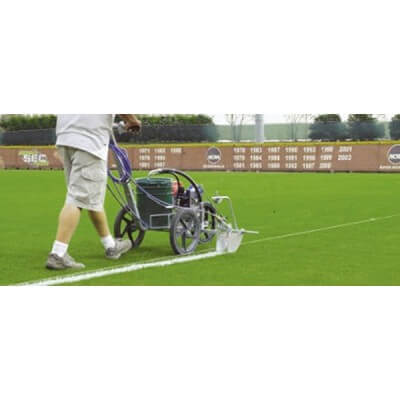 Ejemplo aplicación pintura campo de futbol