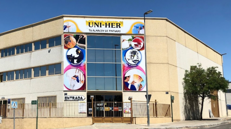 Almacén de pinturas UNI-HER Mejorada